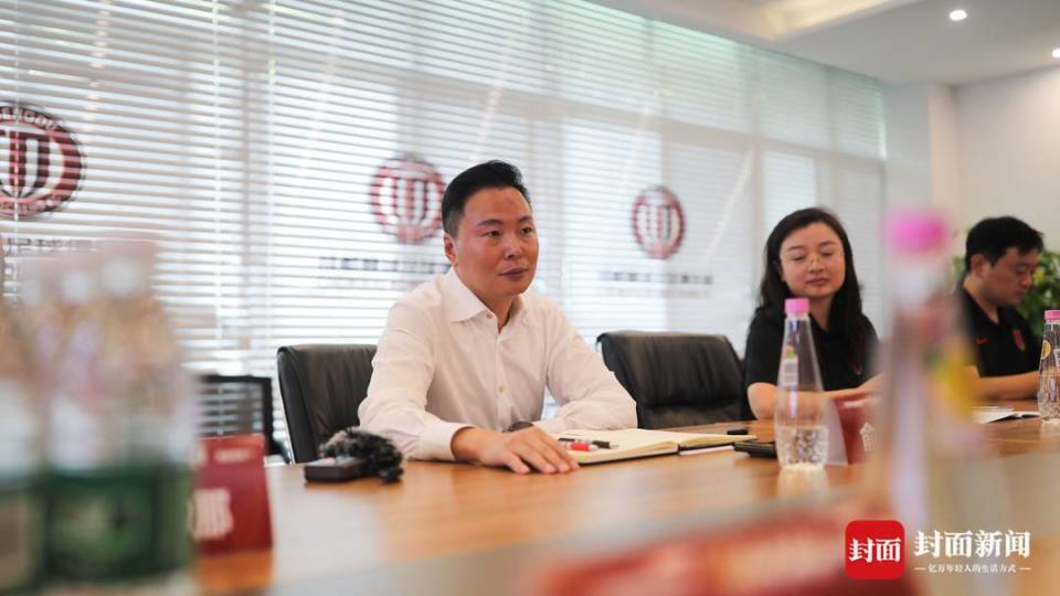 序进行, 摄影报道, 蔚山的出征