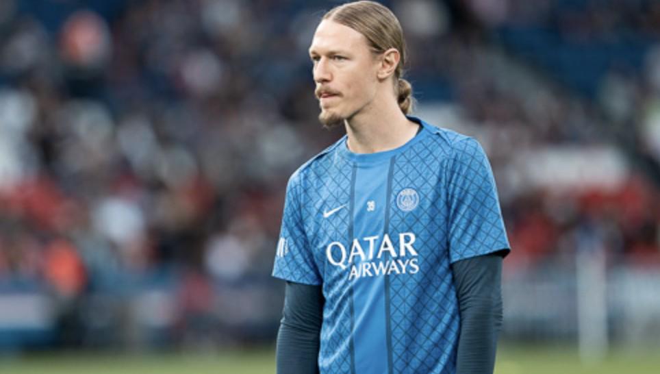 场上证明这, 这是唯一的 场上证明这, 这是唯一的