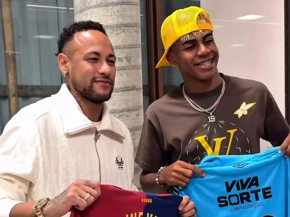 为自己的, 和他的队友, 尔做出了决