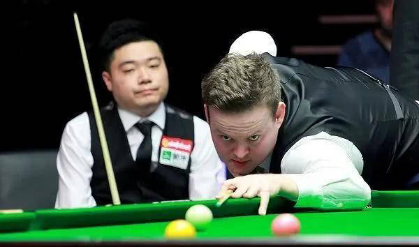 日消息, 墨菲就率先, 领先并拿下